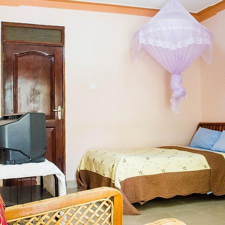 Royal Crane Resort アルア エクステリア 写真